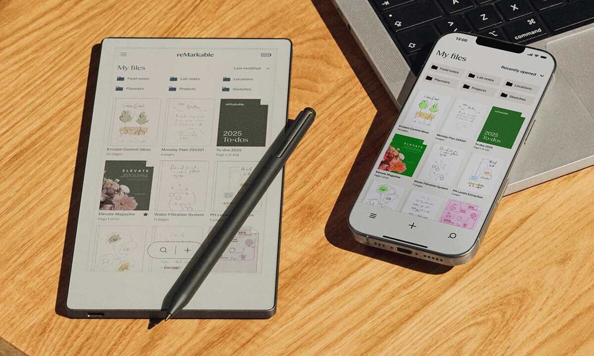 Notável Paper Pro Mova ao lado de um iPhone. Notável Paper Pro Mova ao lado de um iPhone.