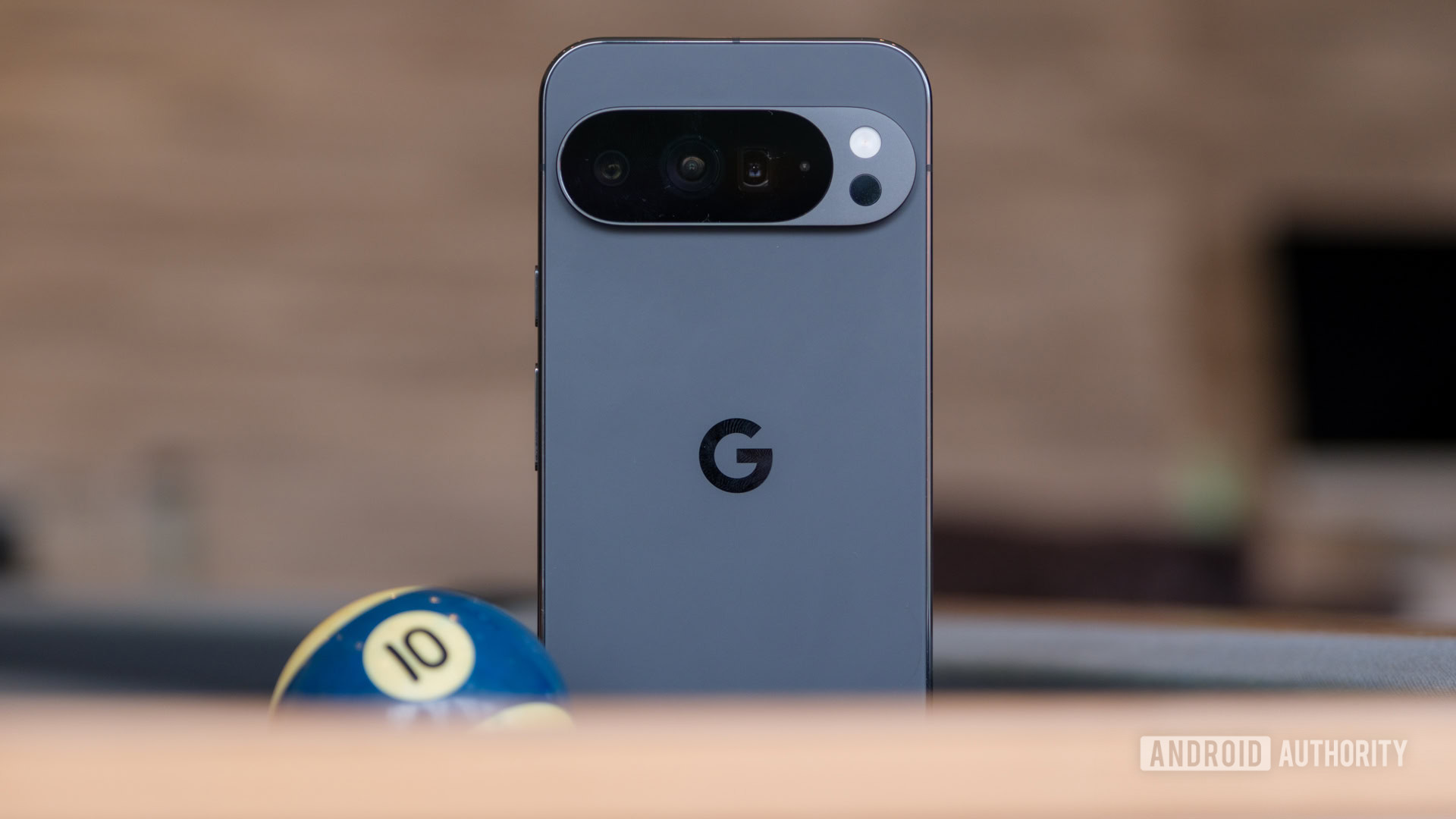 Google Pixel 10 Pro XL Câmera com bola de piscina