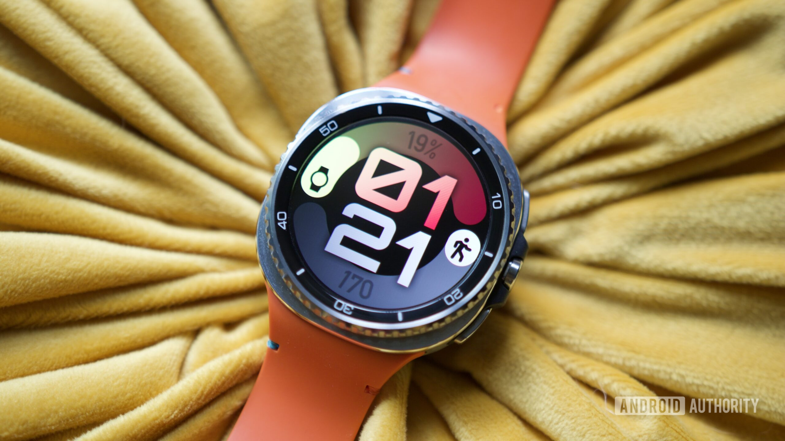 Samsung Galaxy Watch 8 Third Party Watch Face Roundup 6 Samsung Galaxy Watch 8 Classic com um rosto Pujie Watch.