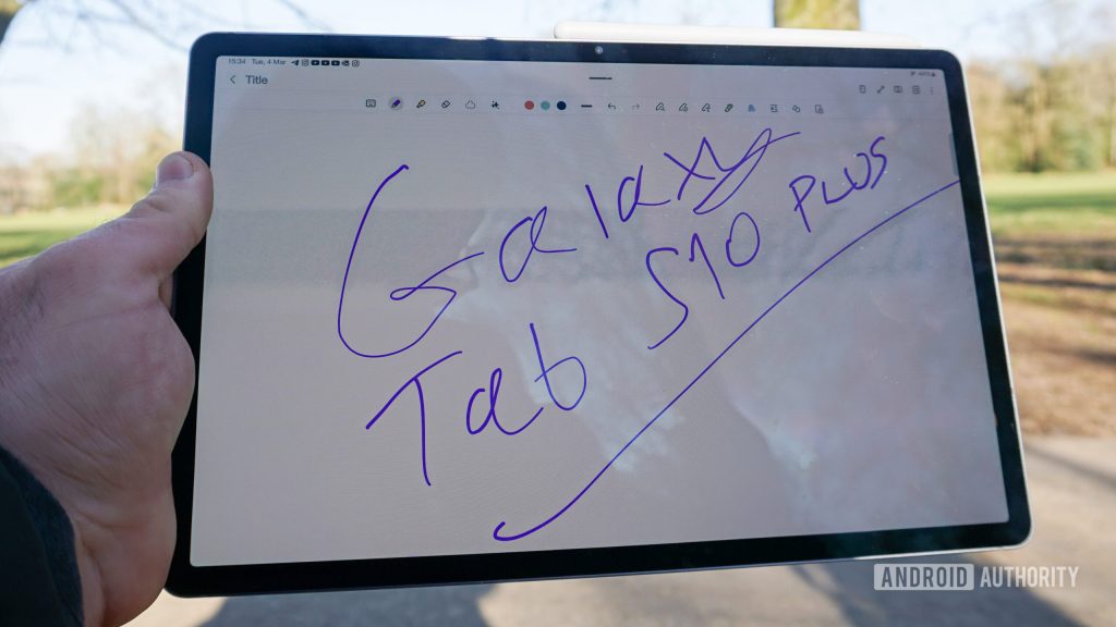 Após os telefones Galaxy, os tablets Samsung agora estão recebendo uma interface do usuário 8