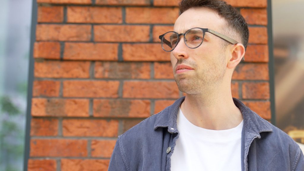 DyMety AI óculos: Eyey Titanium Eyewear com um assistente de IA completo incorporado