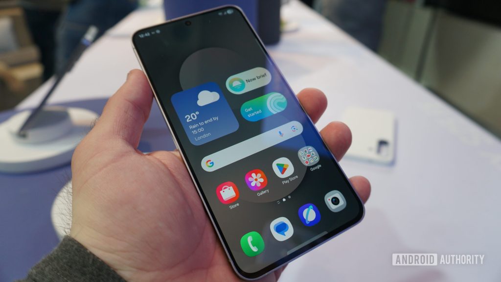 O Galaxy S25 FE finalmente está aqui, e há boas e más notícias