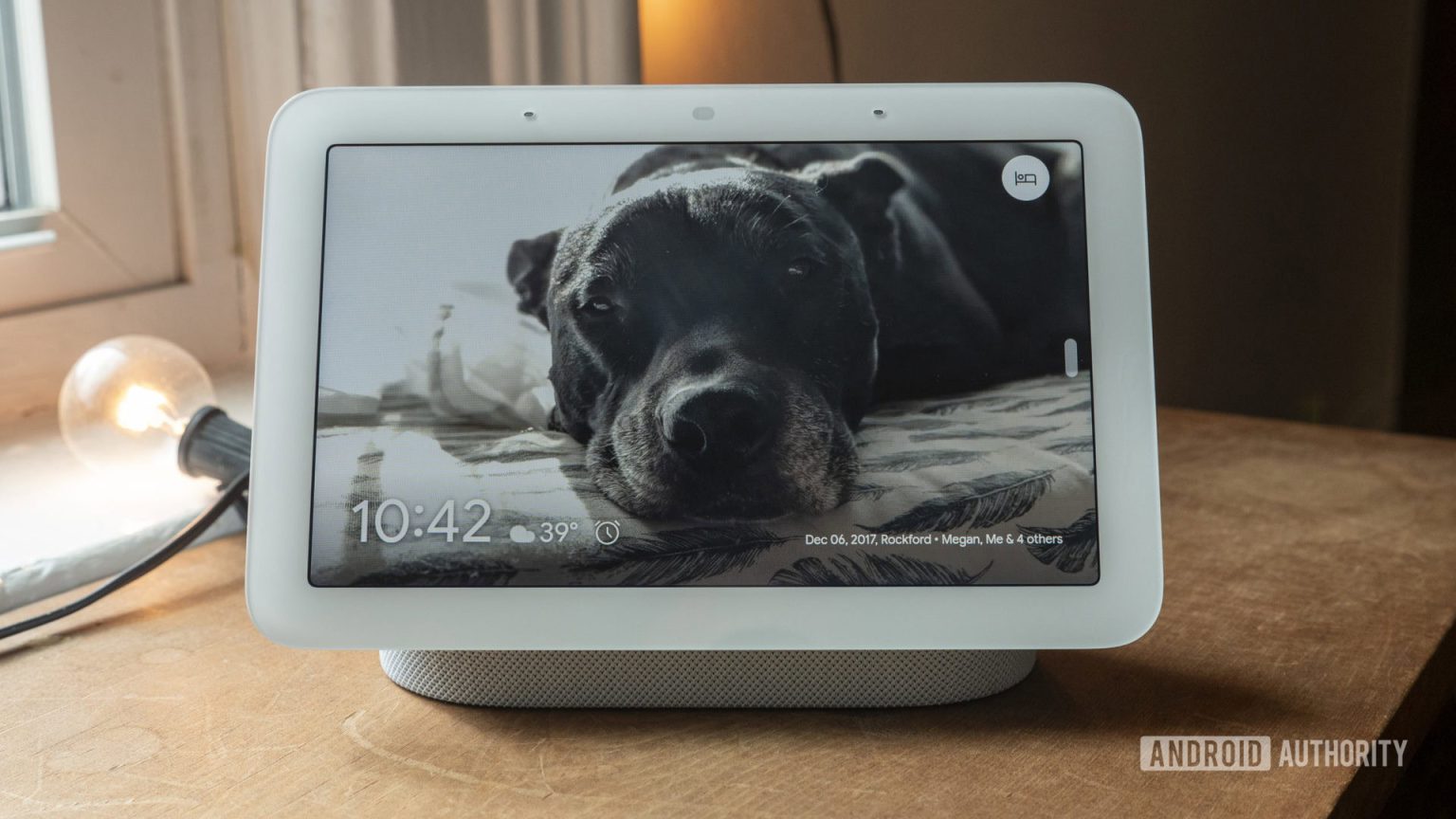 Usuários de casa inteligentes dizem que eles estão confiando no Google