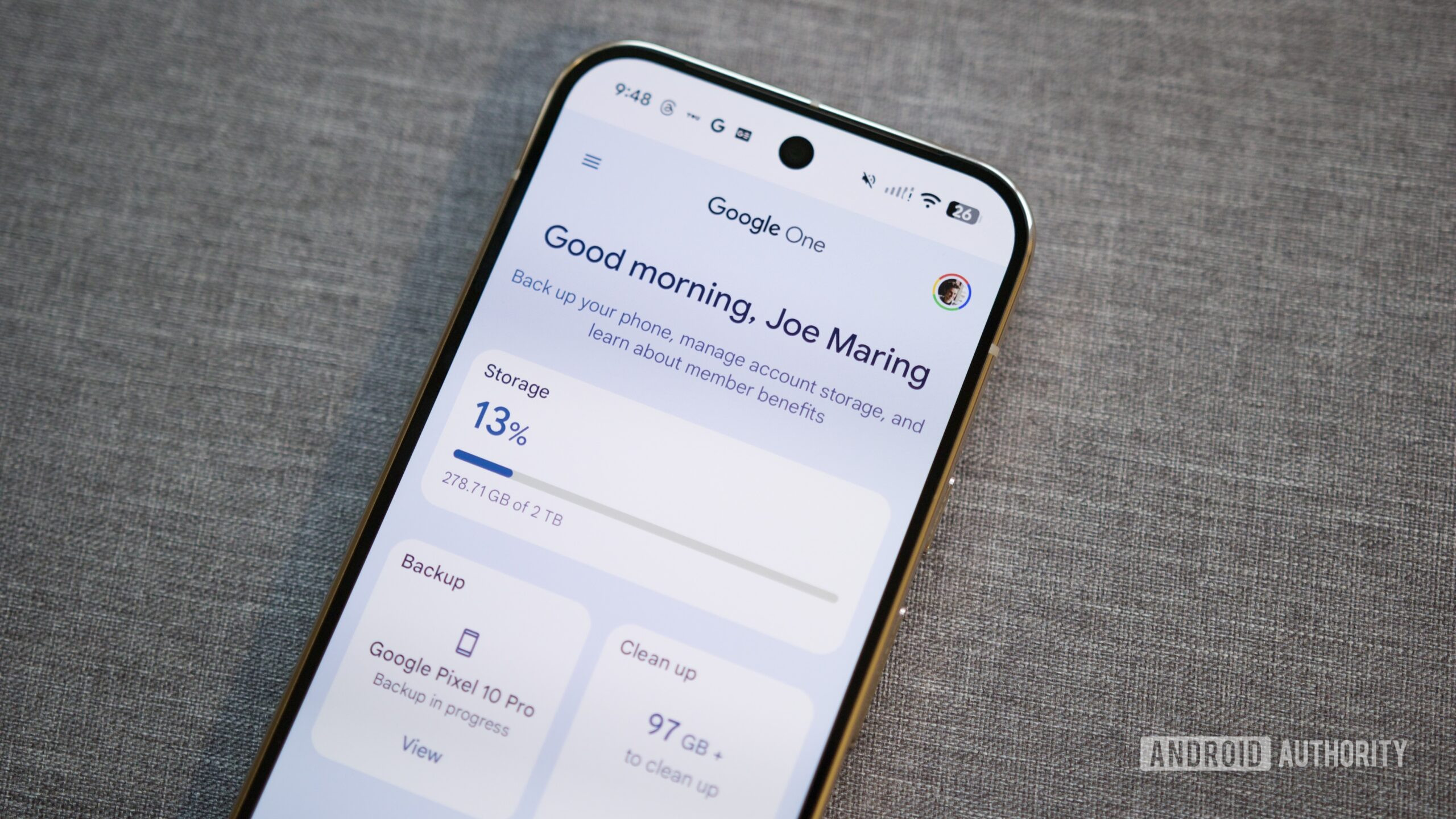 Tela inicial do aplicativo Google One, executando em um telefone pixel.