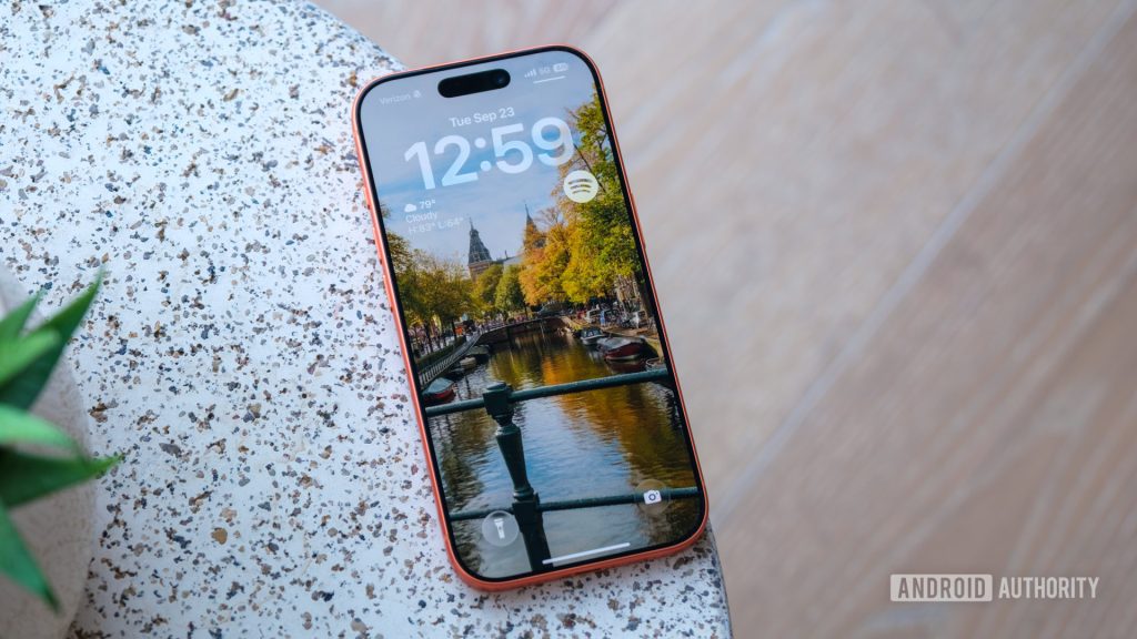 Enquete: Você compraria o iPhone 17 se ele rodasse Android?