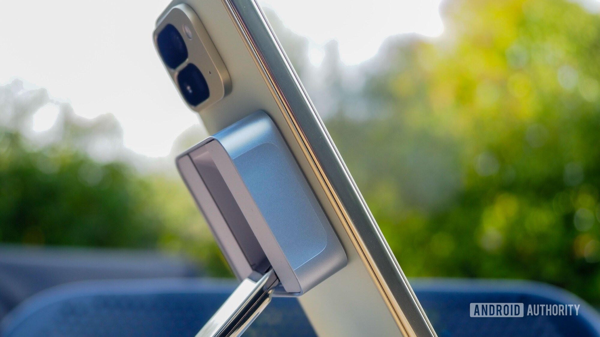 Google Pixel 10 Pro Fold Qi2 Stand de carregamento Google Pixel 10 Pro Fold Qi2 Stand de carregamento
