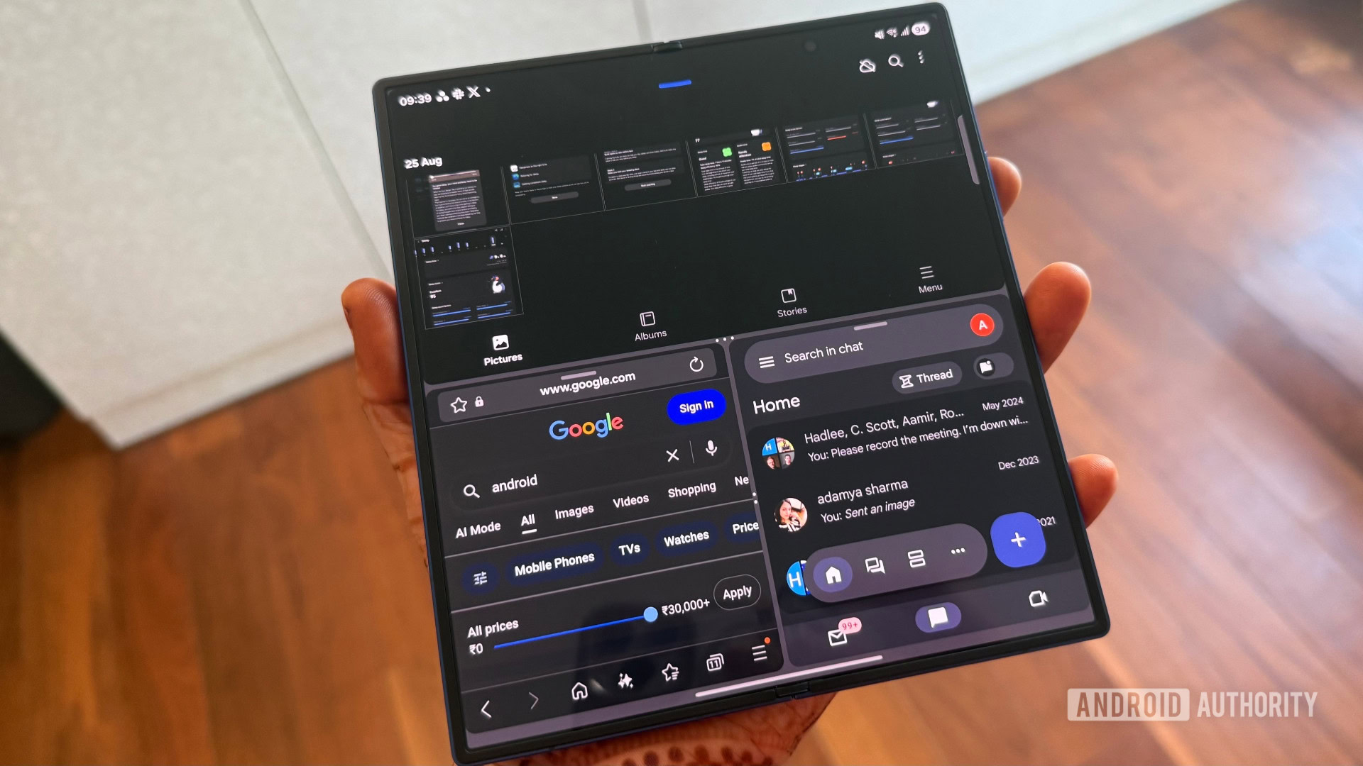 Galaxy Z Fold 7 multitarefa com três aplicativos (1)