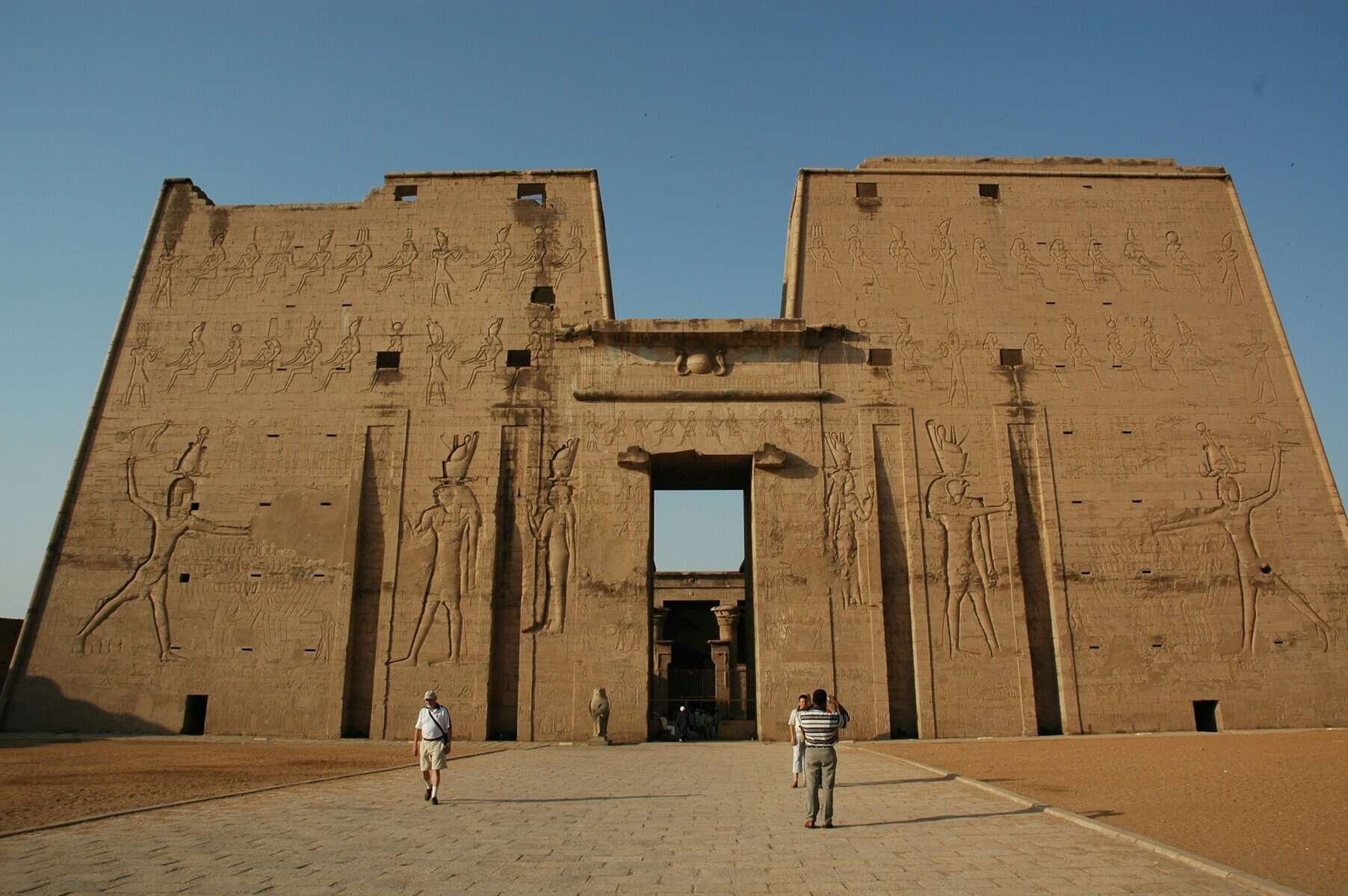 viagem de vários dias em Luxor e Aswan - Viagem de vários dias em Luxor e Aswan: um cruzeiro inesquecível pelo Nilo pelo Egito Antigo Complexo do Templo de Karnak, Egito