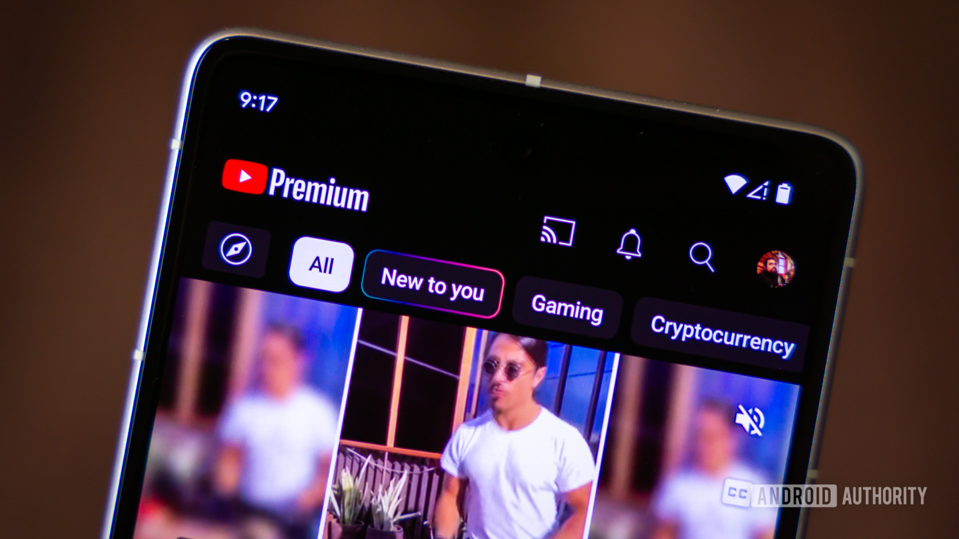 Aplicativo premium do YouTube em fotografia de estoque de smartphone (1)