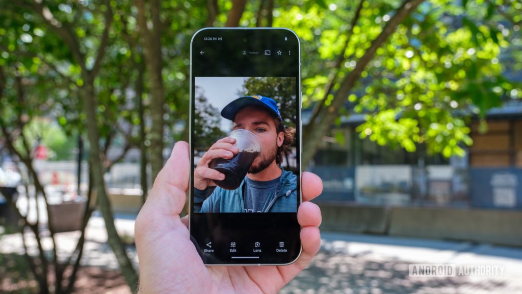 Google Fotos trabalhando em ferramentas de edição de retoque facial