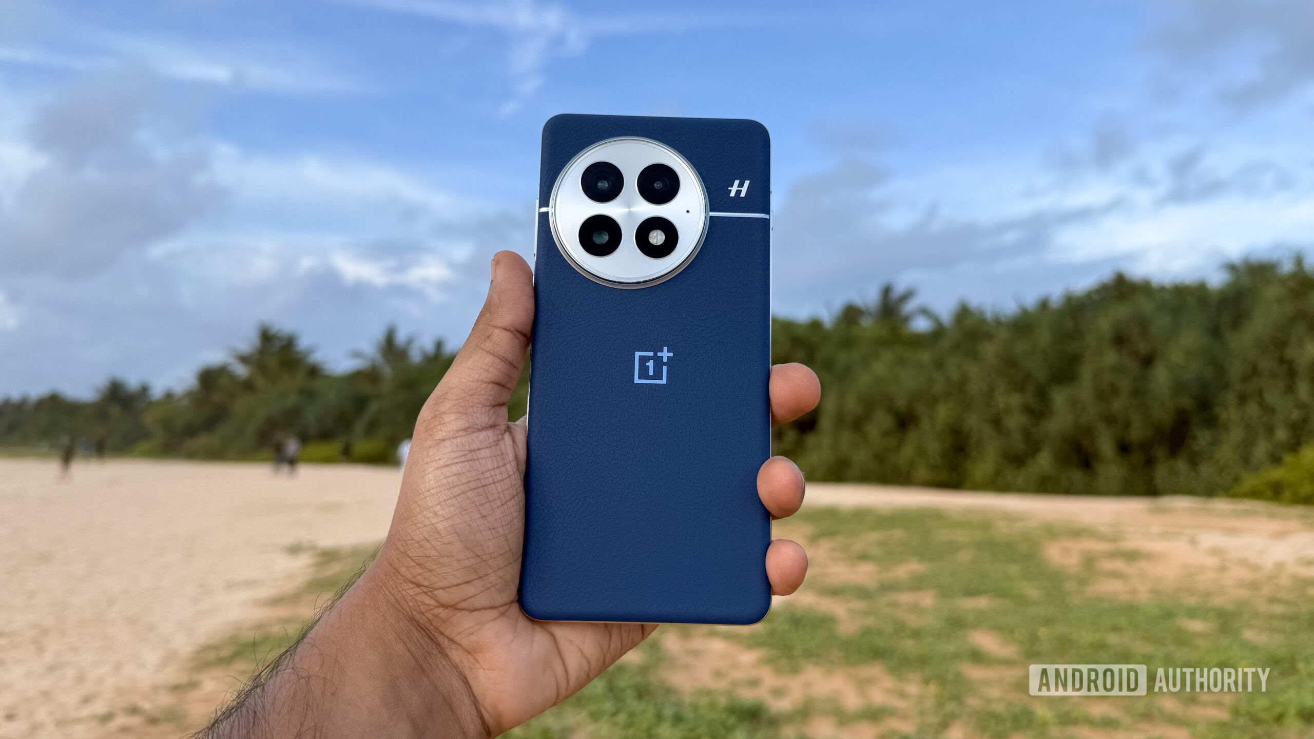 OnePlus 13 2 OnePlus 13 2