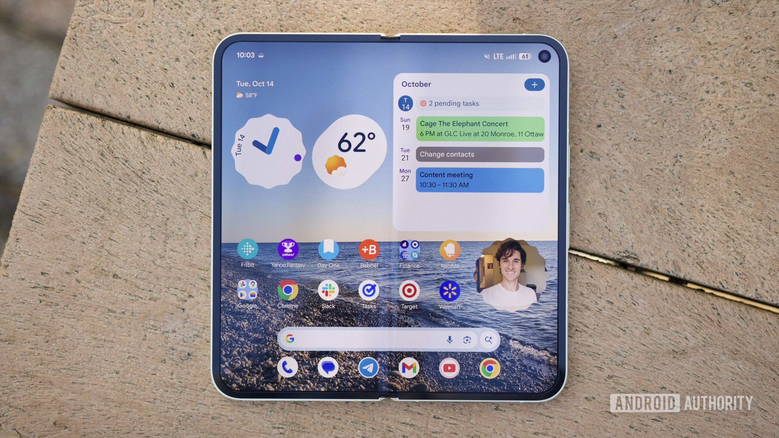 A tela inicial da tela interna do Google Pixel 10 Pro Fold.