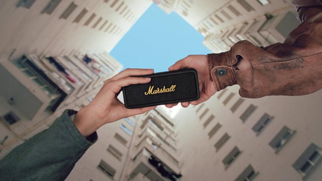 O lindo alto-falante Marshall Emberton II está com desconto de $ 85!