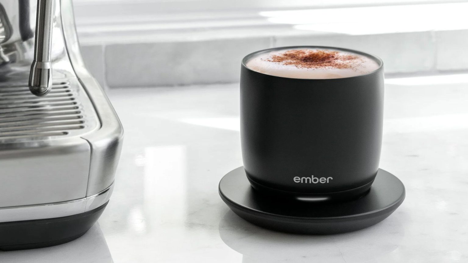 Oferta: Ember Smart Cup mantém seu café quente e barato!