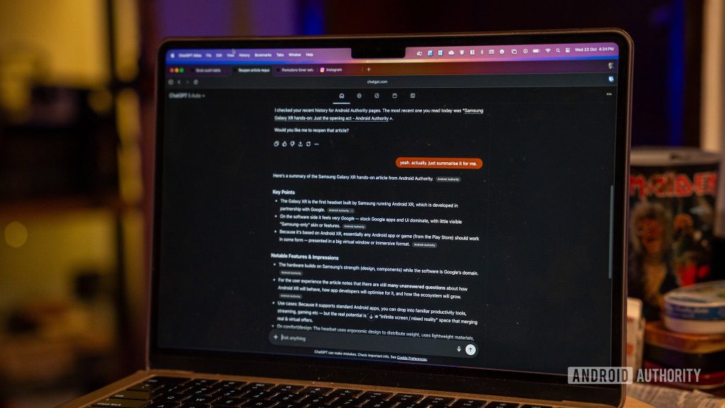 Testei o novo navegador ChatGPT e ele faz o Chrome parecer um dinossauro