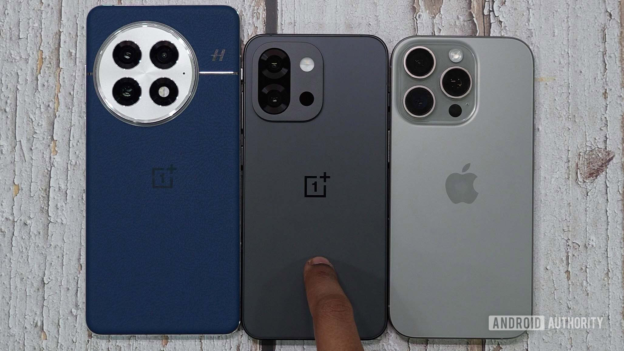 OnePlus 13 vs OnePlus 13s vs Apple iPhone 16 Pro OnePlus 13 vs OnePlus 13s vs Apple iPhone 16 Pro