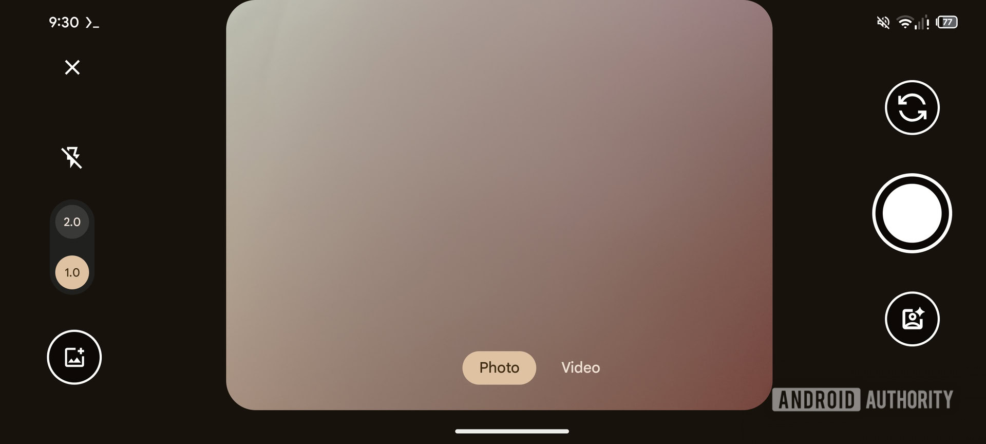 IU da Galeria de Mensagens do Google em paisagem IU da Galeria de Mensagens do Google em paisagem