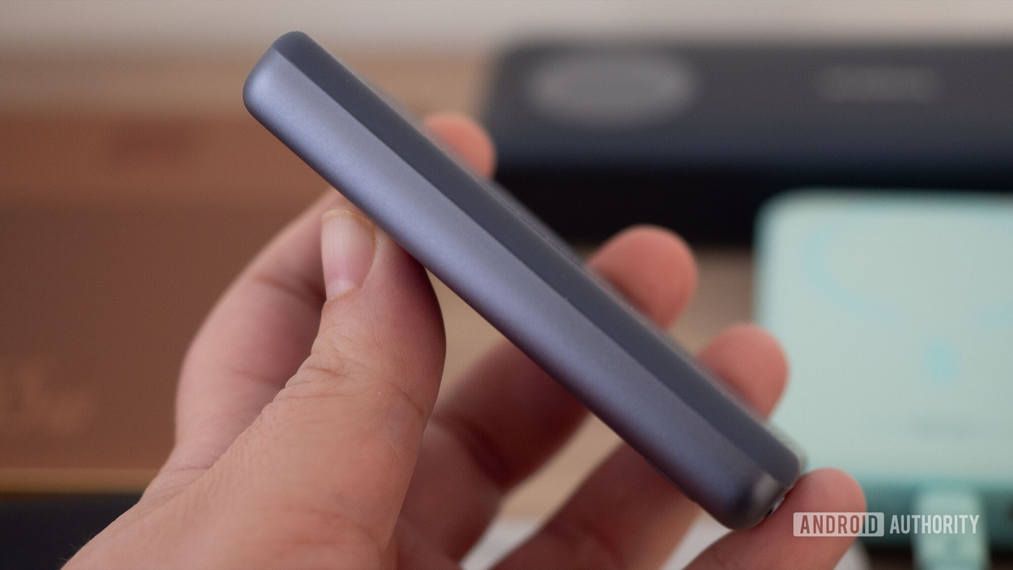 magreza do banco de potência ugreen 5000mah qi2 20w