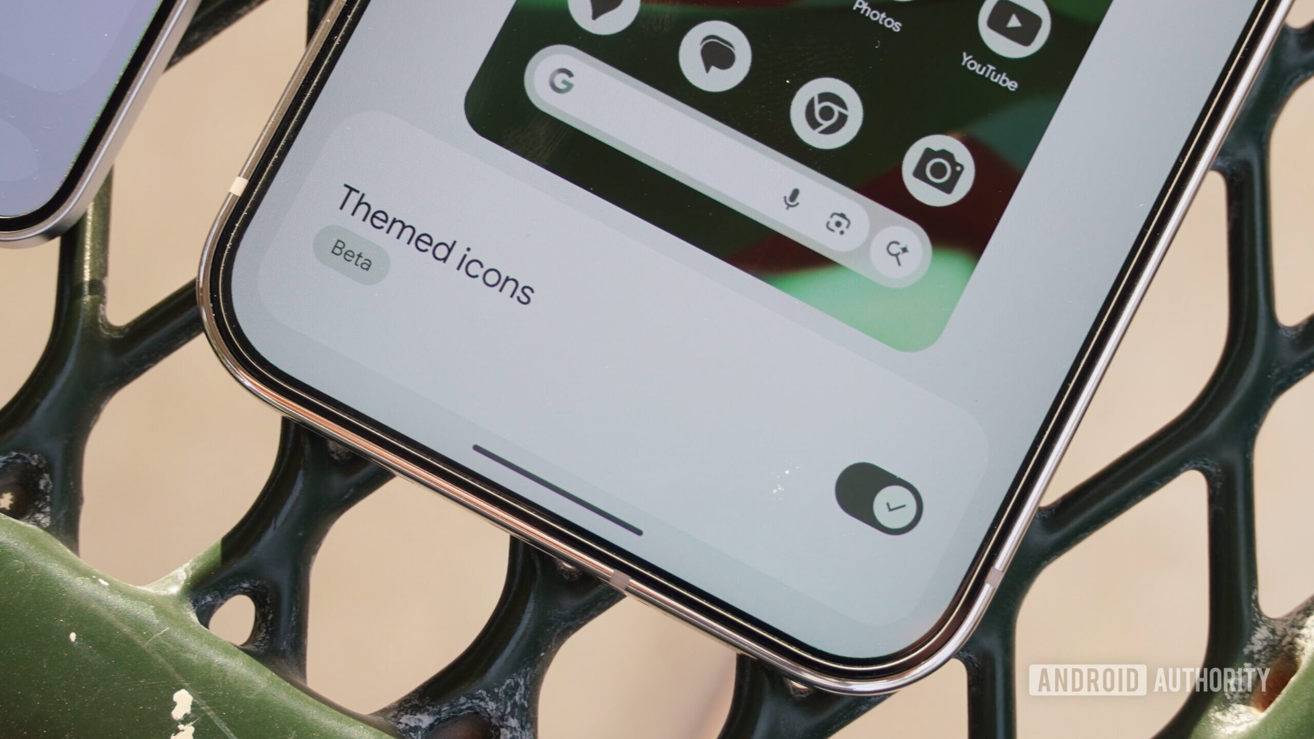 Ícones temáticos M3E vs OneUI8 2 Os ícones temáticos beta do Material 3 Expressive.