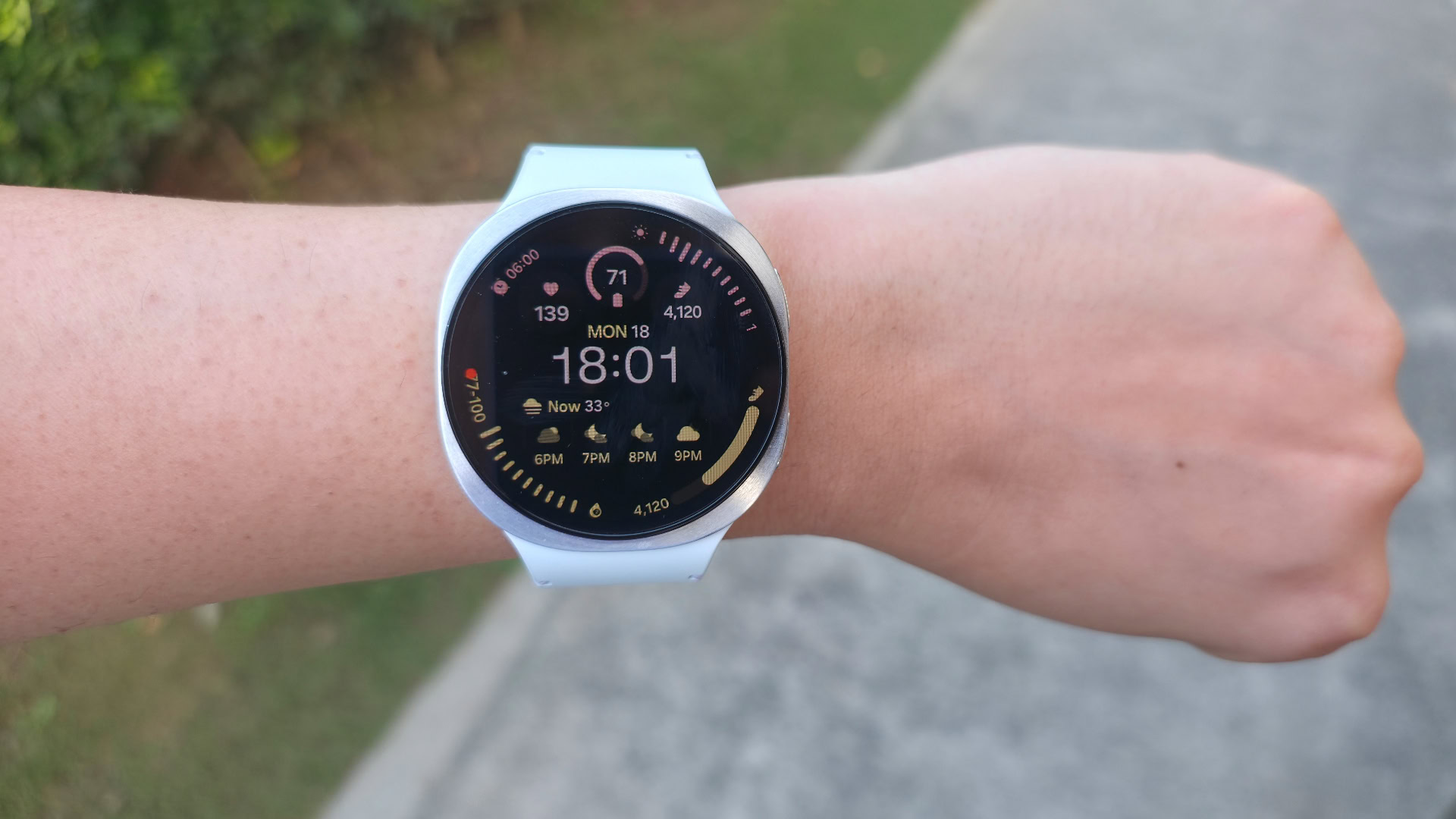 Herói da tela inicial do Samsung Galaxy Watch 8 Herói da tela inicial do Samsung Galaxy Watch 8