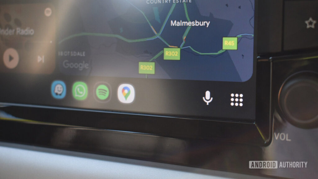 É hora do Google nos permitir personalizar o Maps no Android Auto, com cores e tudo