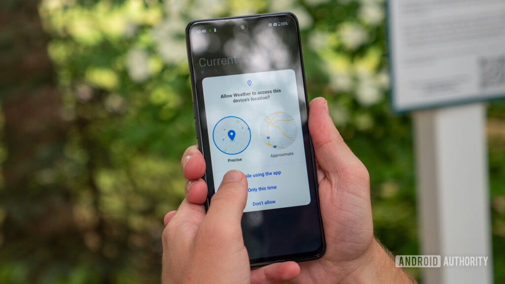 Usuários OnePlus relatam interrupção do aplicativo Weather em telefones e relógios