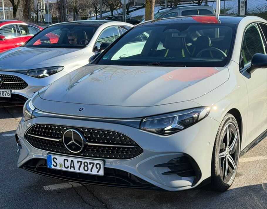 Primeira condução híbrida Mercedes CLA Primeira condução híbrida Mercedes CLA