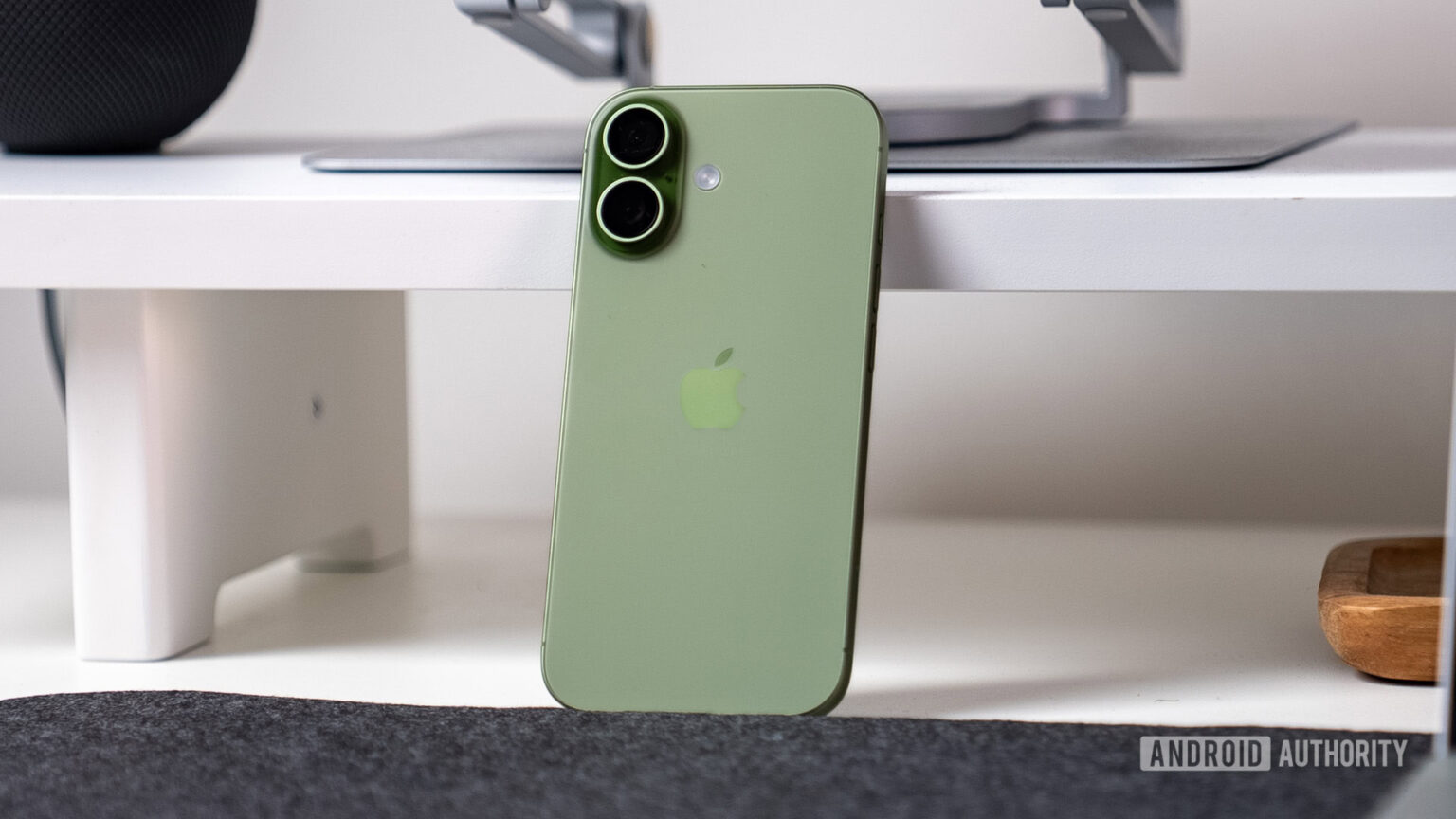 Por que o iPhone 17 foi o smartphone mais importante de 2025