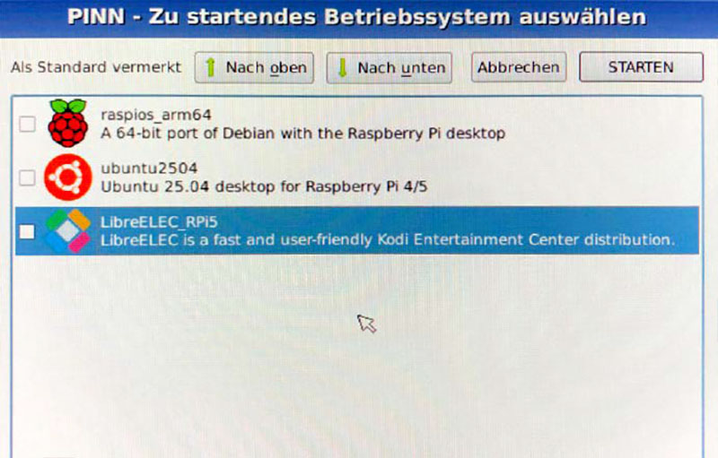 Ao iniciar a placa, um menu de inicialização aparece e pergunta qual sistema operacional você deseja iniciar.