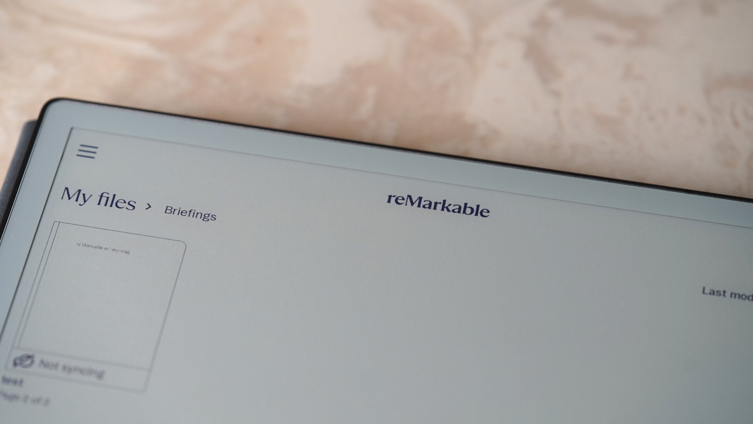 Logotipo notável do Paper Pro