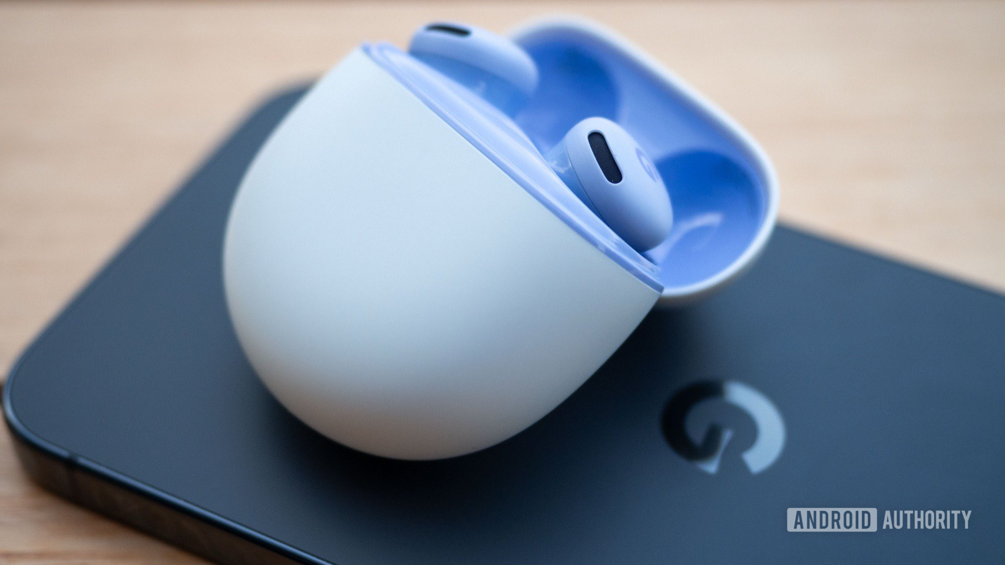 google pixel buds 2a no caso do telefone pixel