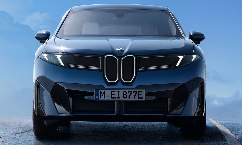 Primeira unidade do BM iX3 Primeira unidade do BM iX3