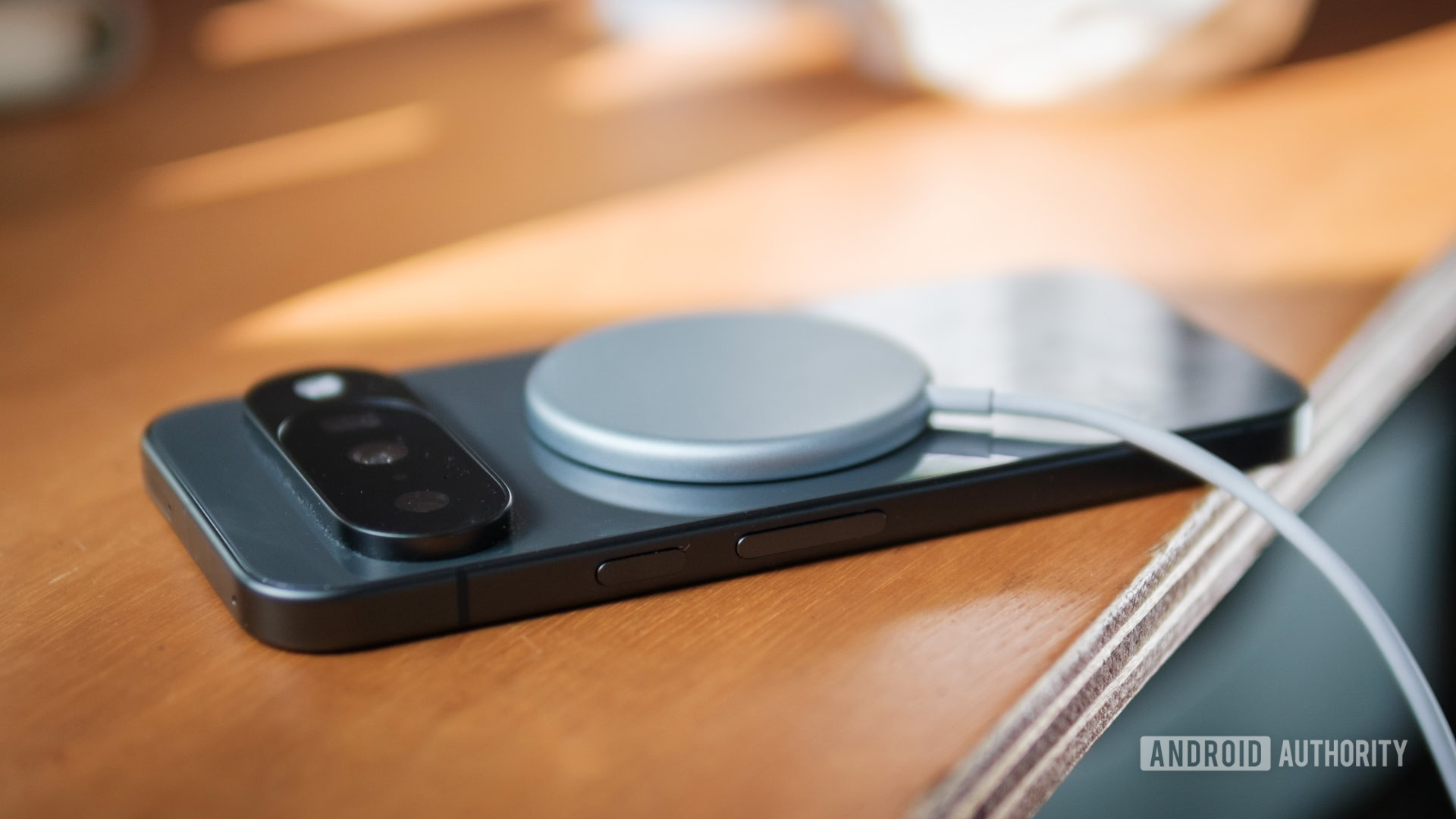 Pixelsnap de carregamento sem fio Pixel 10 Pixelsnap de carregamento sem fio Pixel 10