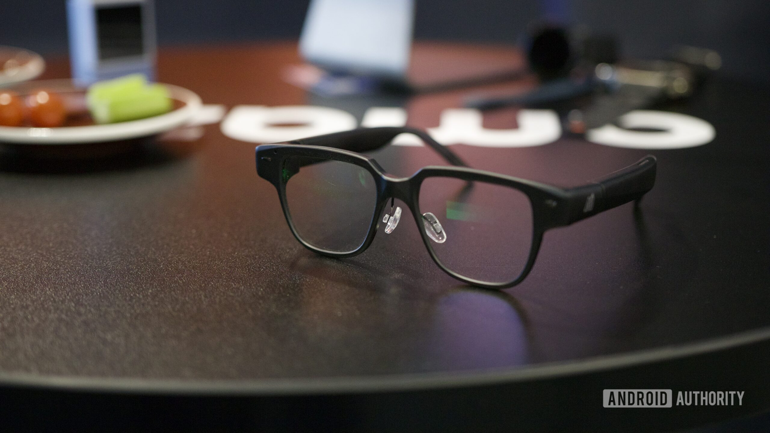 Óculos inteligentes Amazfit Helio na CES 2026.