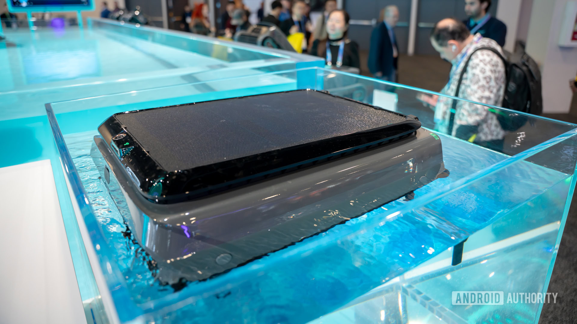 Escumador de água Aiper EcoSurfer Senti 4 Escumador de água Aiper EcoSurfer Senti 4