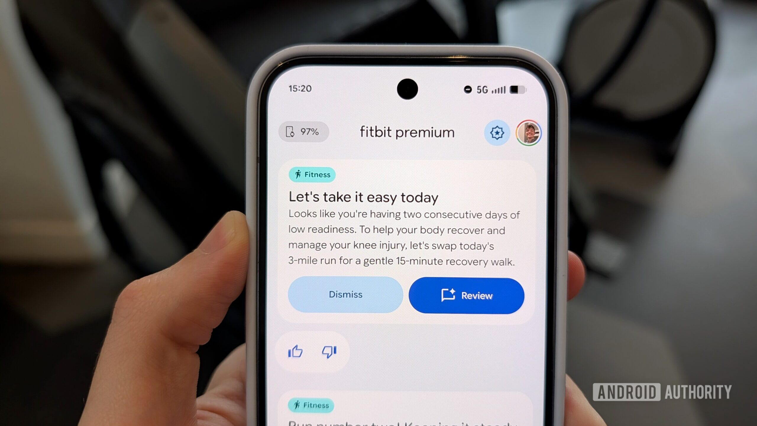Exemplo de treinador no aplicativo redesenhado do Fitbit (janeiro de 2026) Exemplo de treinador no aplicativo redesenhado do Fitbit (janeiro de 2026)