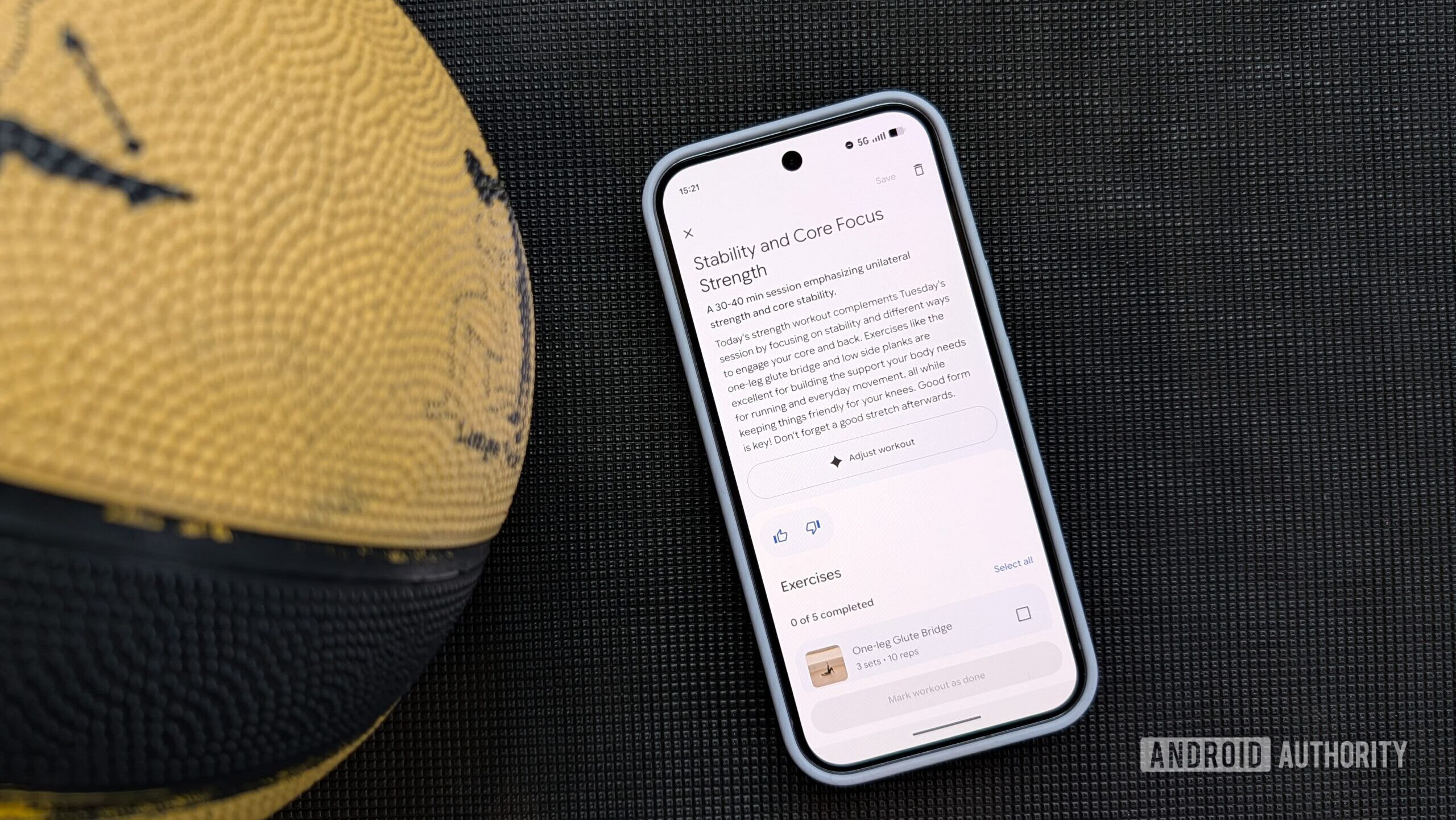 Exemplo de treinador no aplicativo redesenhado do Fitbit (janeiro de 2026) Exemplo de treinador no aplicativo redesenhado do Fitbit (janeiro de 2026)