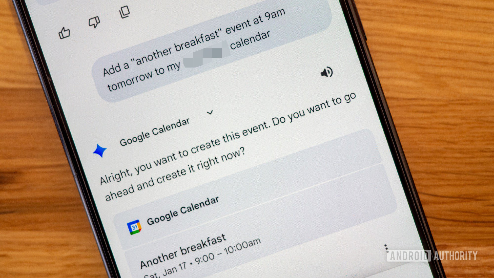 aplicativo gemini no telefone adicionando evento a um calendário específico