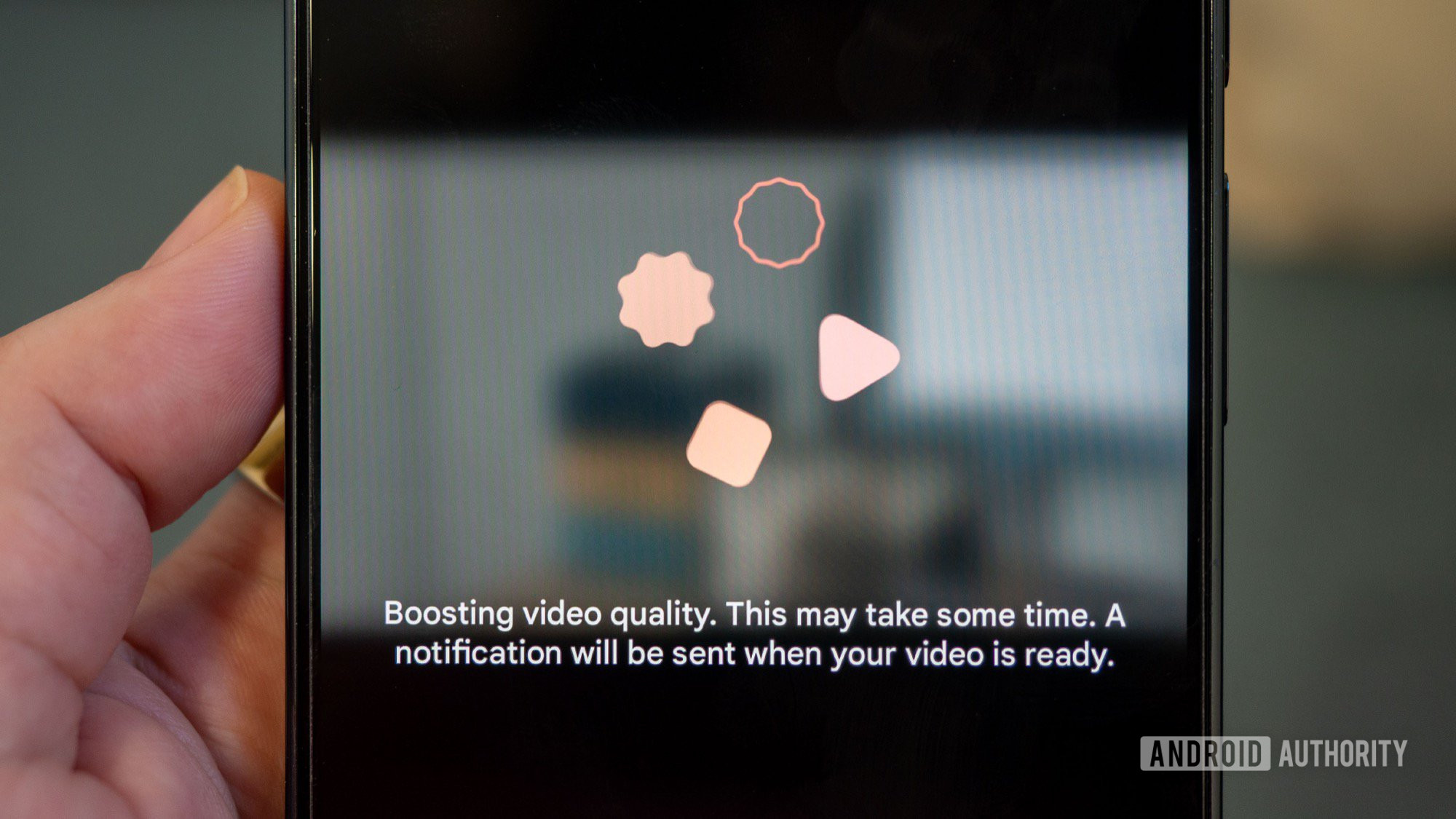 aumento de vídeo do google pixel 10 pro xl em andamento