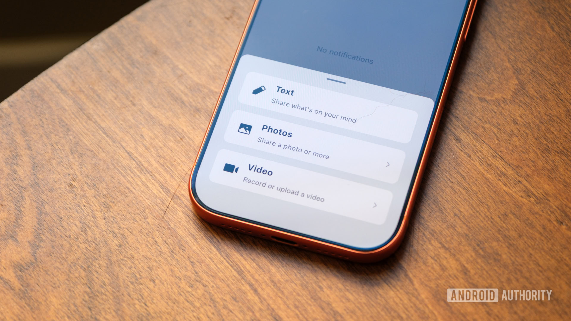 menu de upload de conteúdo com rolagem ascendente