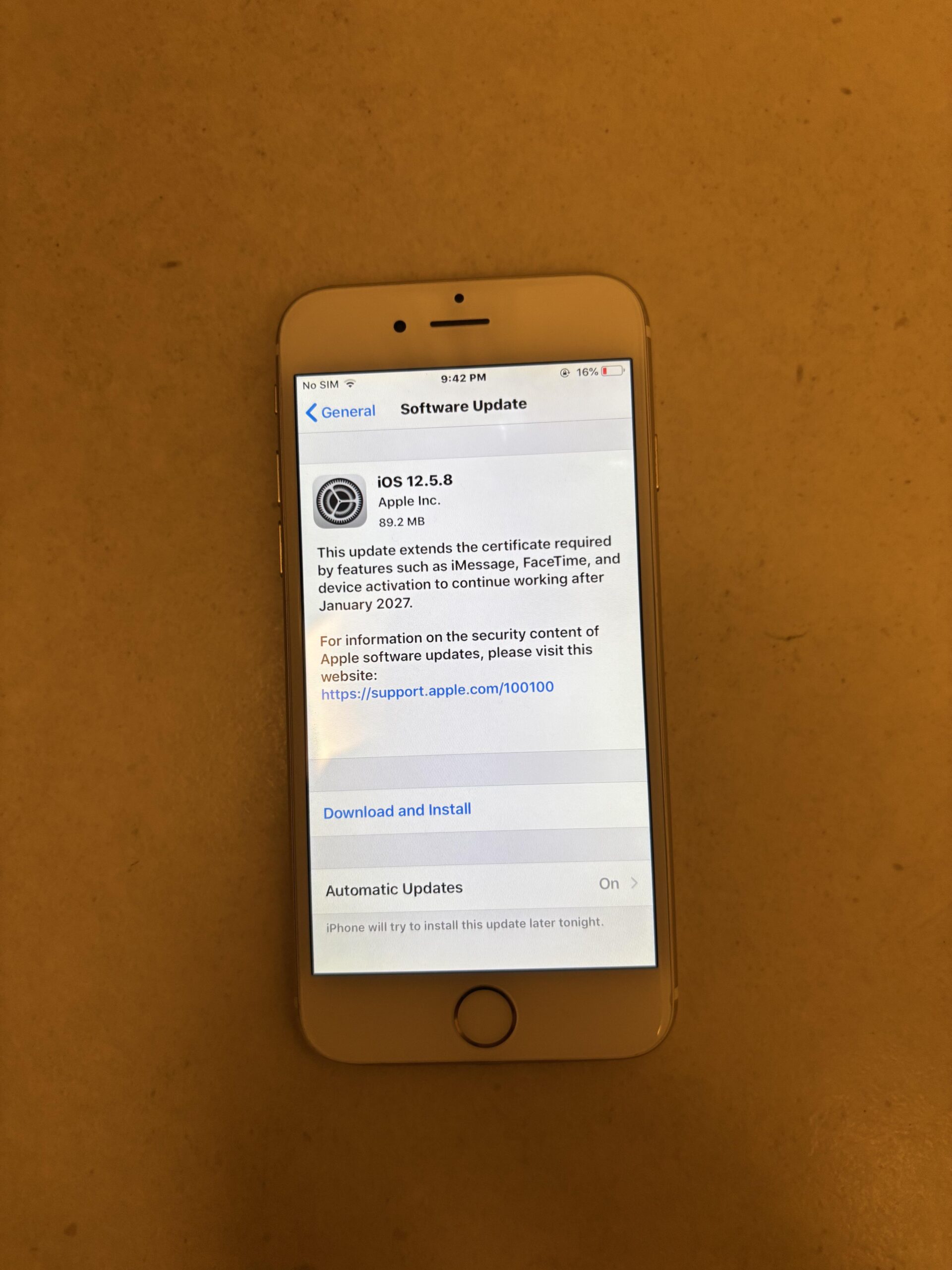 Atualização do iOS para iPhones antigos Atualização iOS 12.5.8 para iPhones antigos