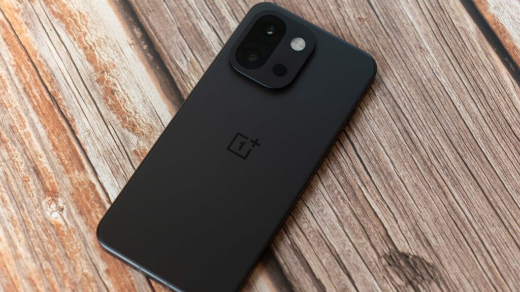 O segredo está nas especificações da câmera do OnePlus 15T