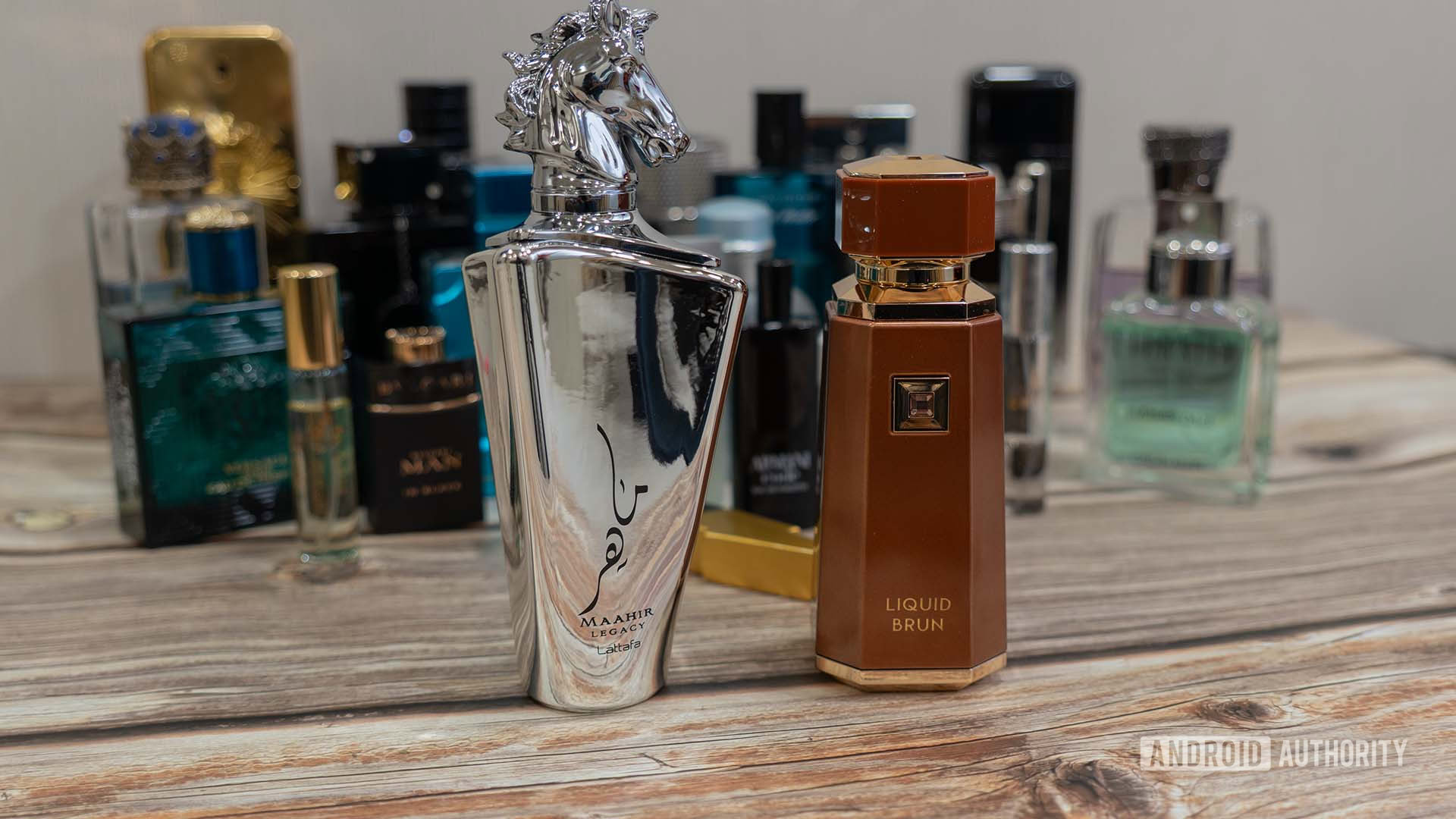 Usando Gêmeos para comprar perfumes às cegas Coleção de perfumes de Aamir (4)