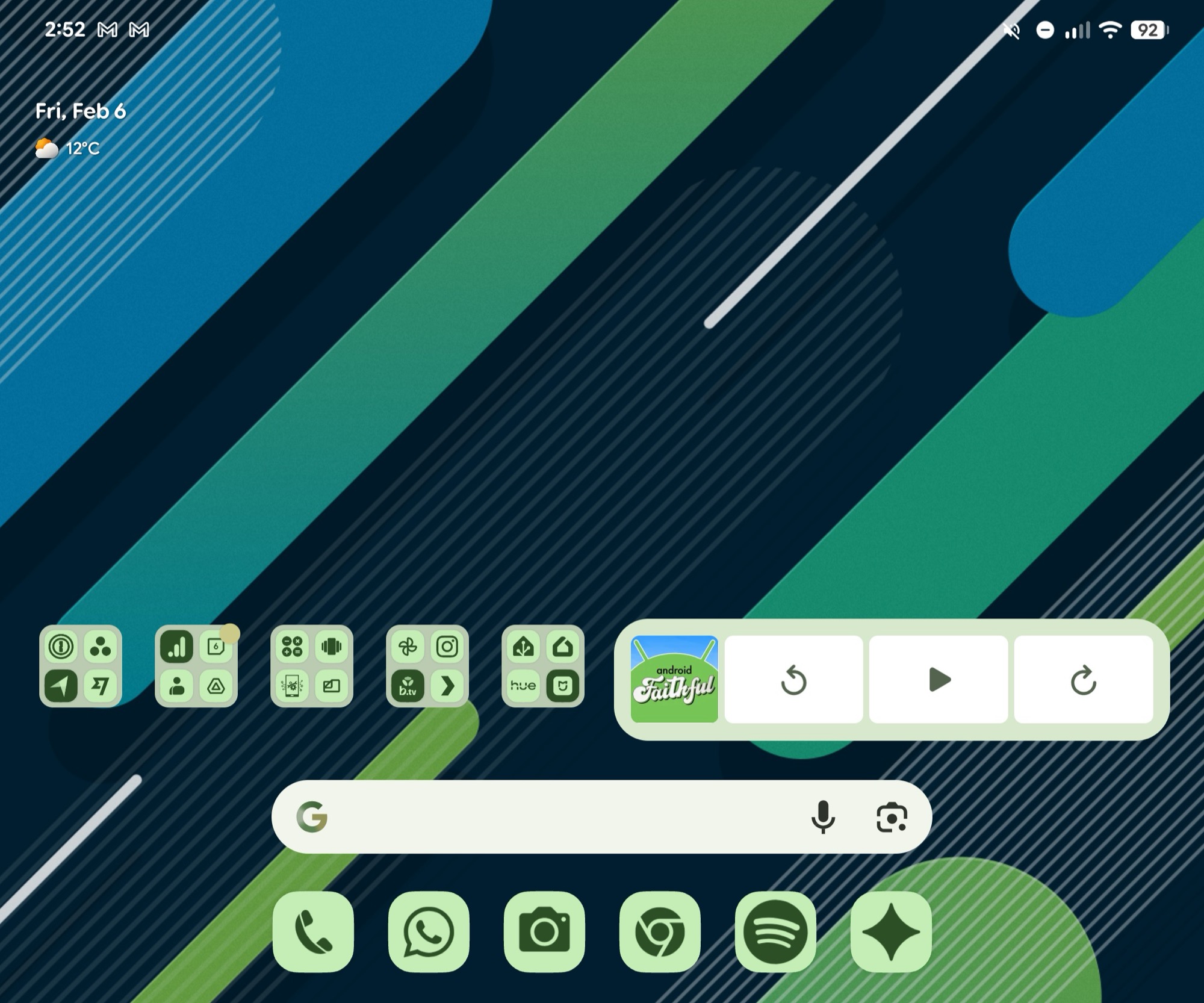 captura de tela do google pixel fold tela inicial do android 16