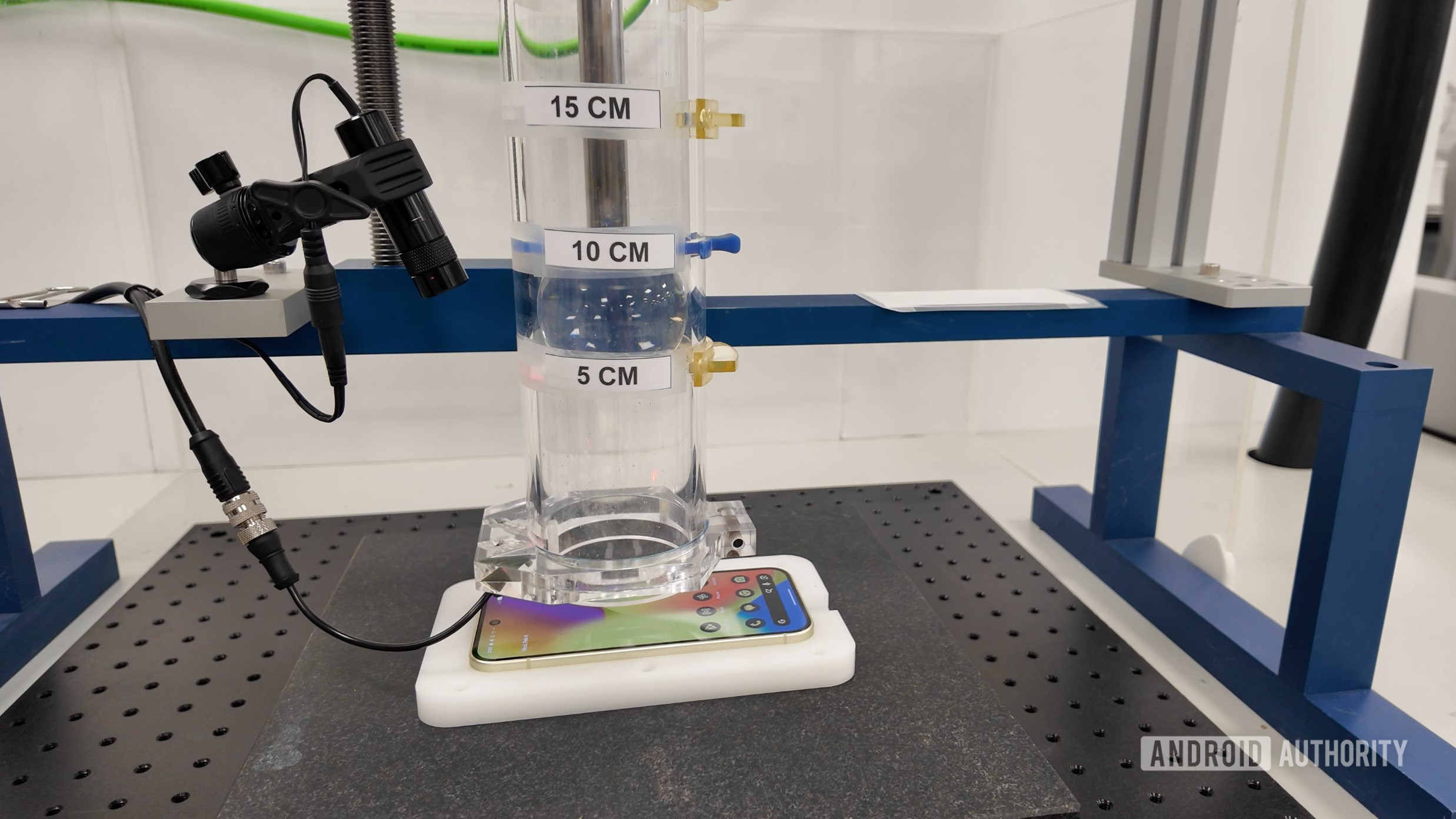 Teste de queda de bola de durabilidade do Pixel do Google Labs