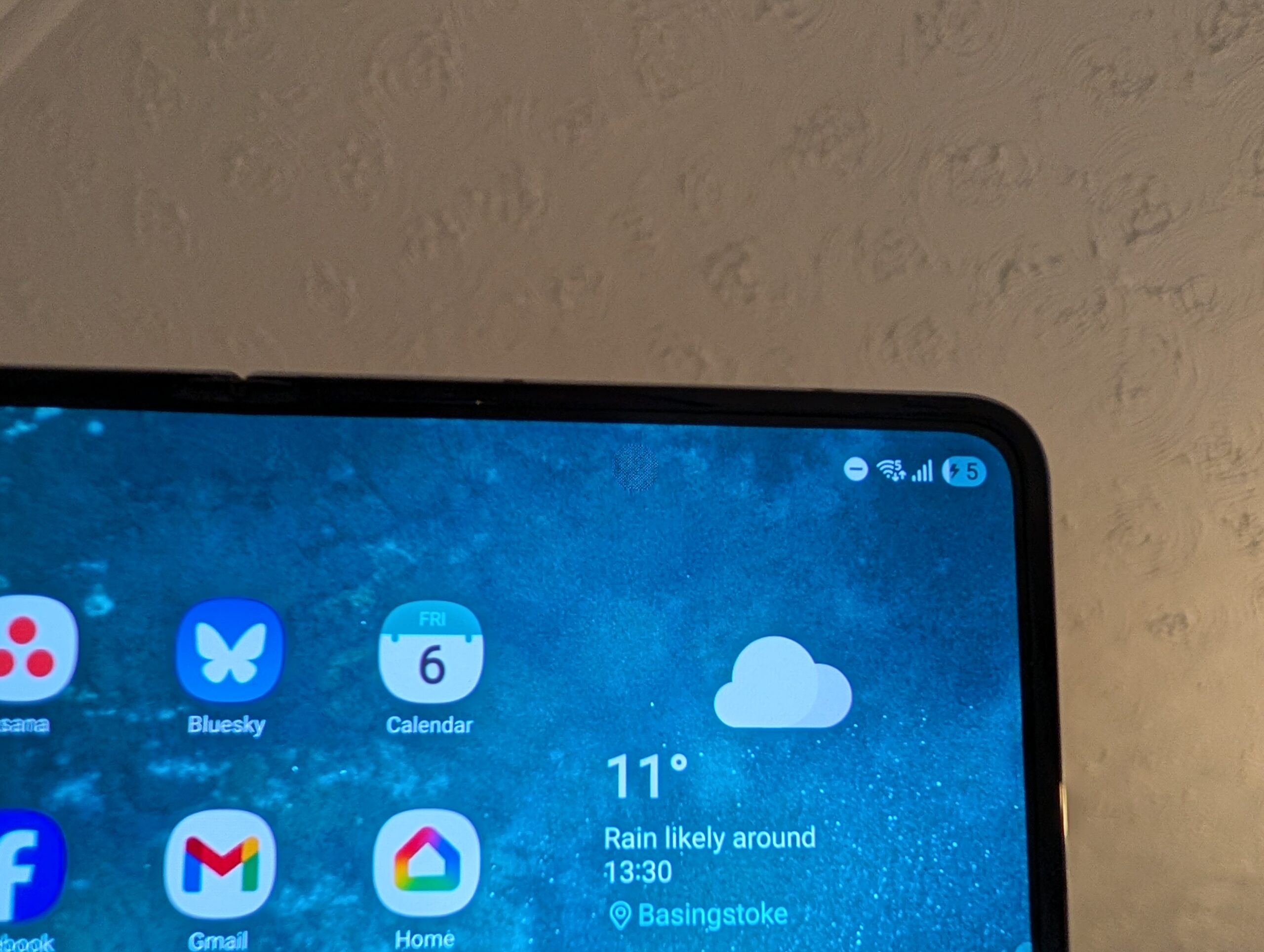 Galaxy Fold 4 UDC