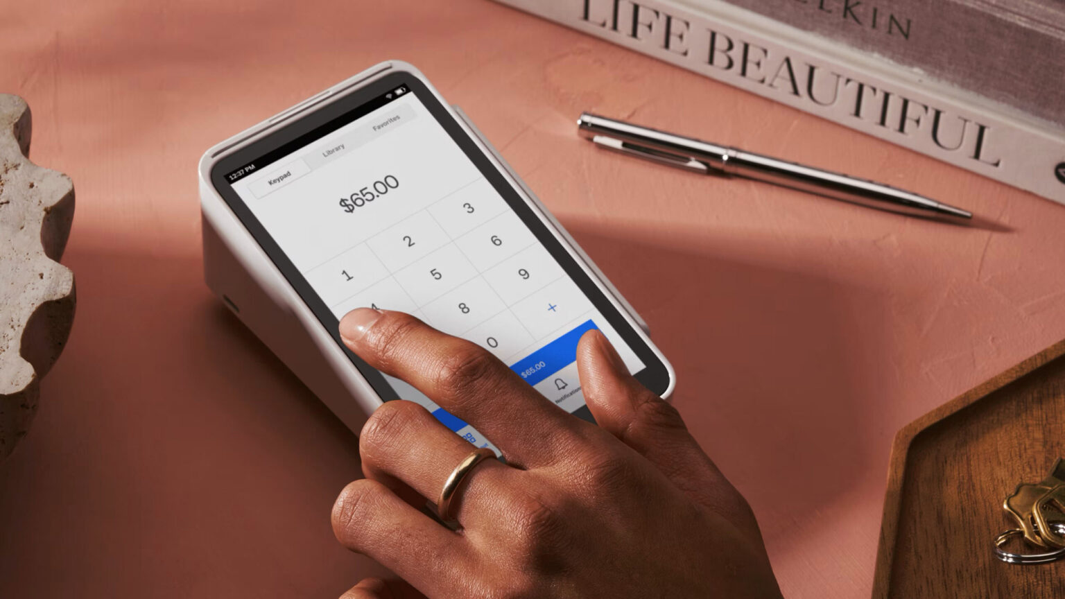 Oferta: economize $ 100 em um Square Terminal e aceite todos os pagamentos