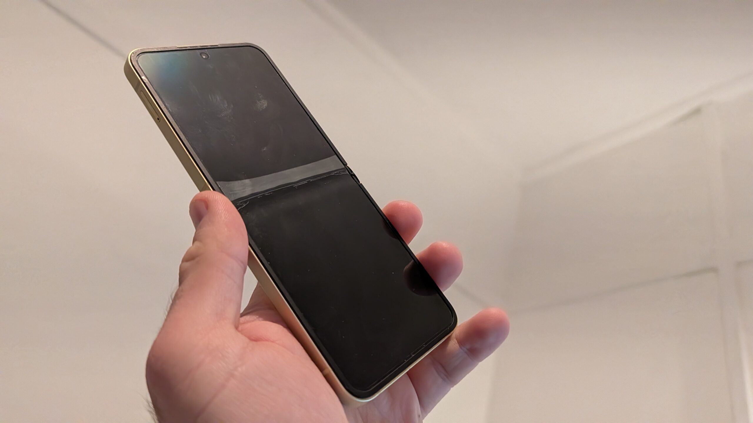 Bolha do protetor de tela Galaxy Z Flip 6