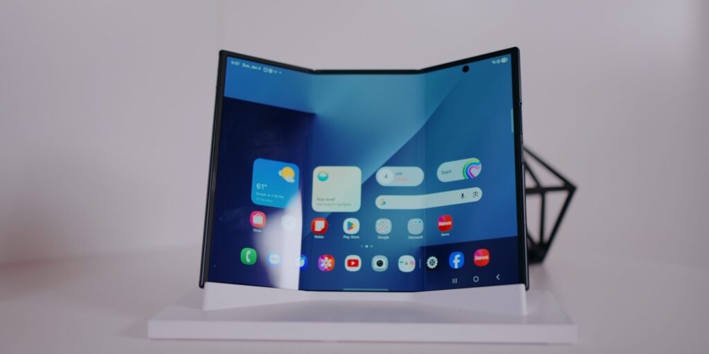 O Galaxy Z TriFold está morto e é tudo culpa da Samsung