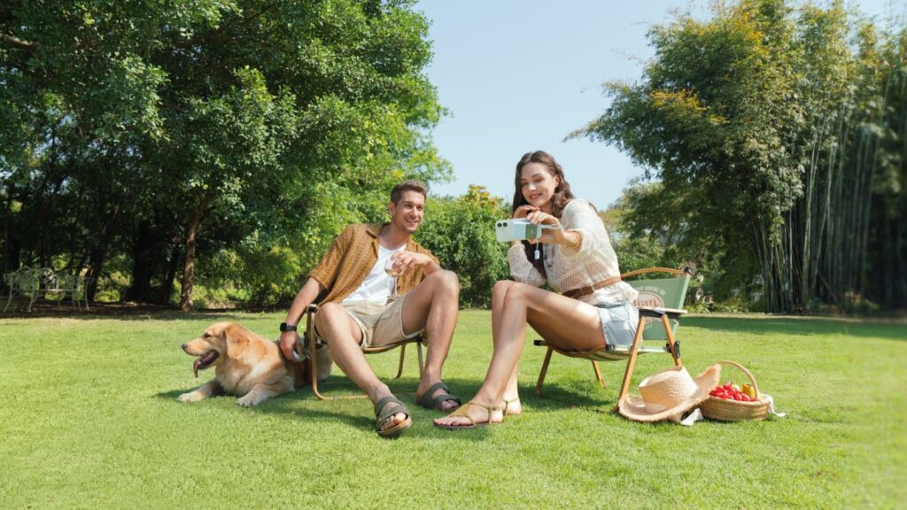 O INIU Pocket Rocket P50 é o banco de potência ultraportátil de 10.000 mAh que você estava esperando